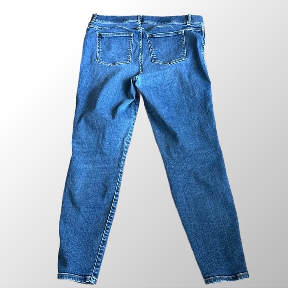 SPANX Jeans Size XL Blue Pull On Denim Skinny Jeans Stretchy Compression - Picture 3 of 11